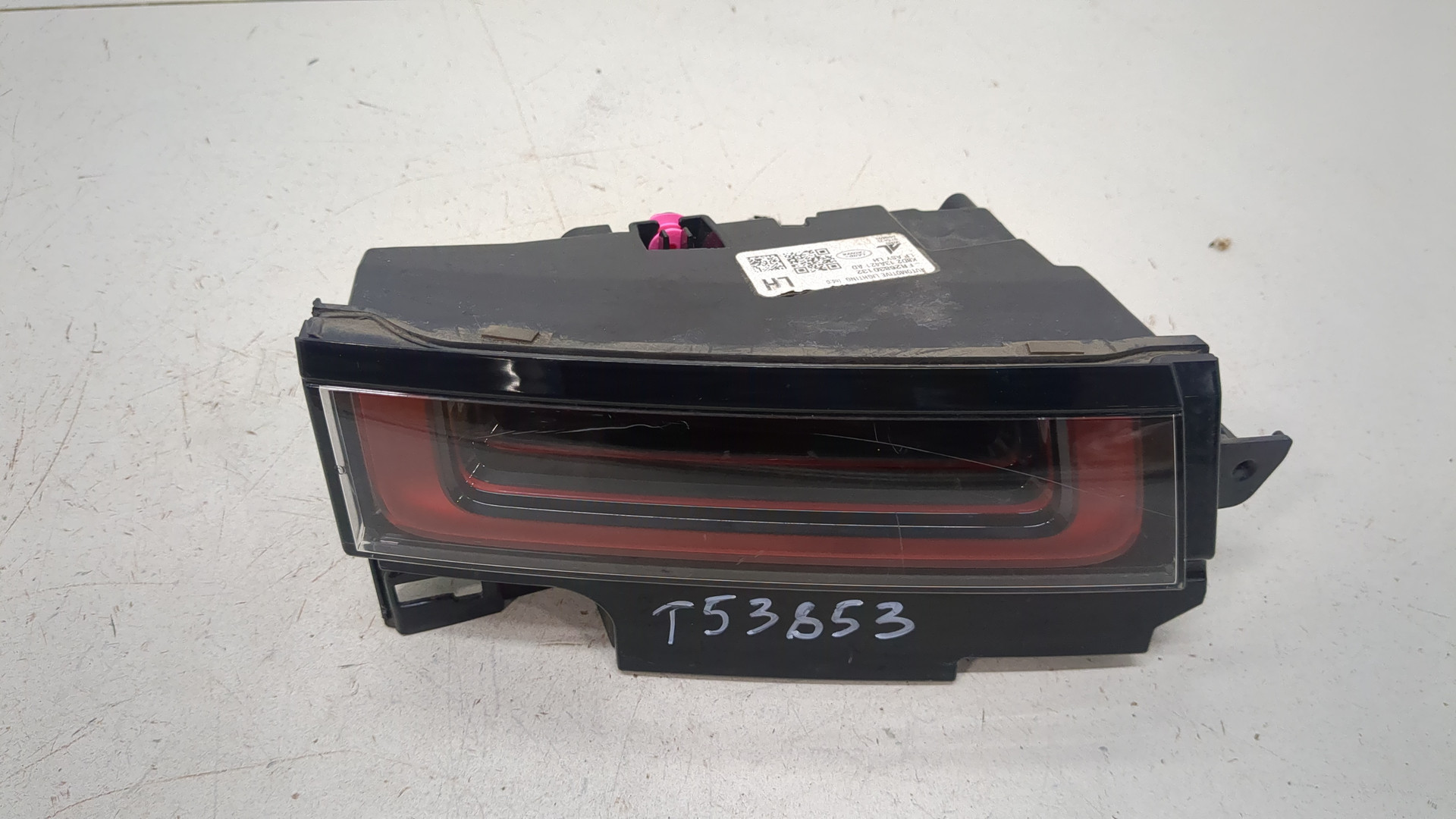 Фонарь задний внутренний левый