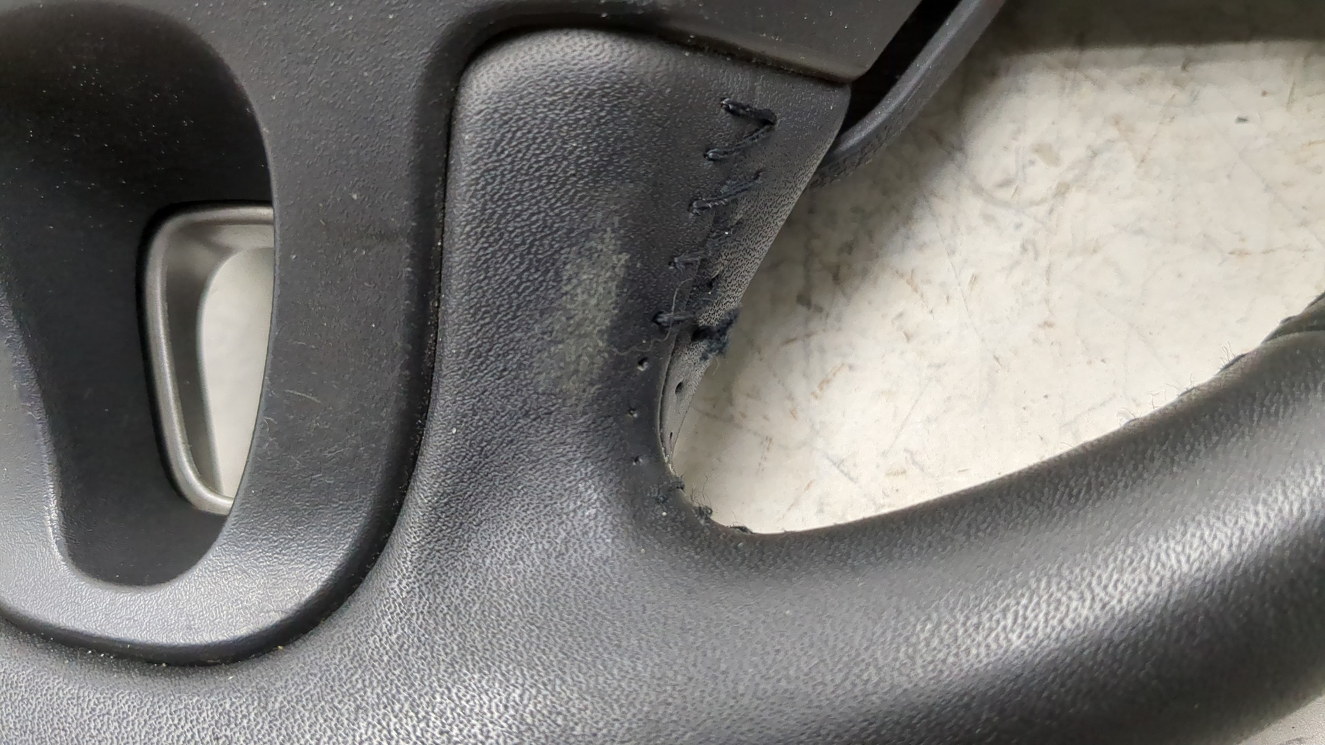 Рулевое колесо (руль)