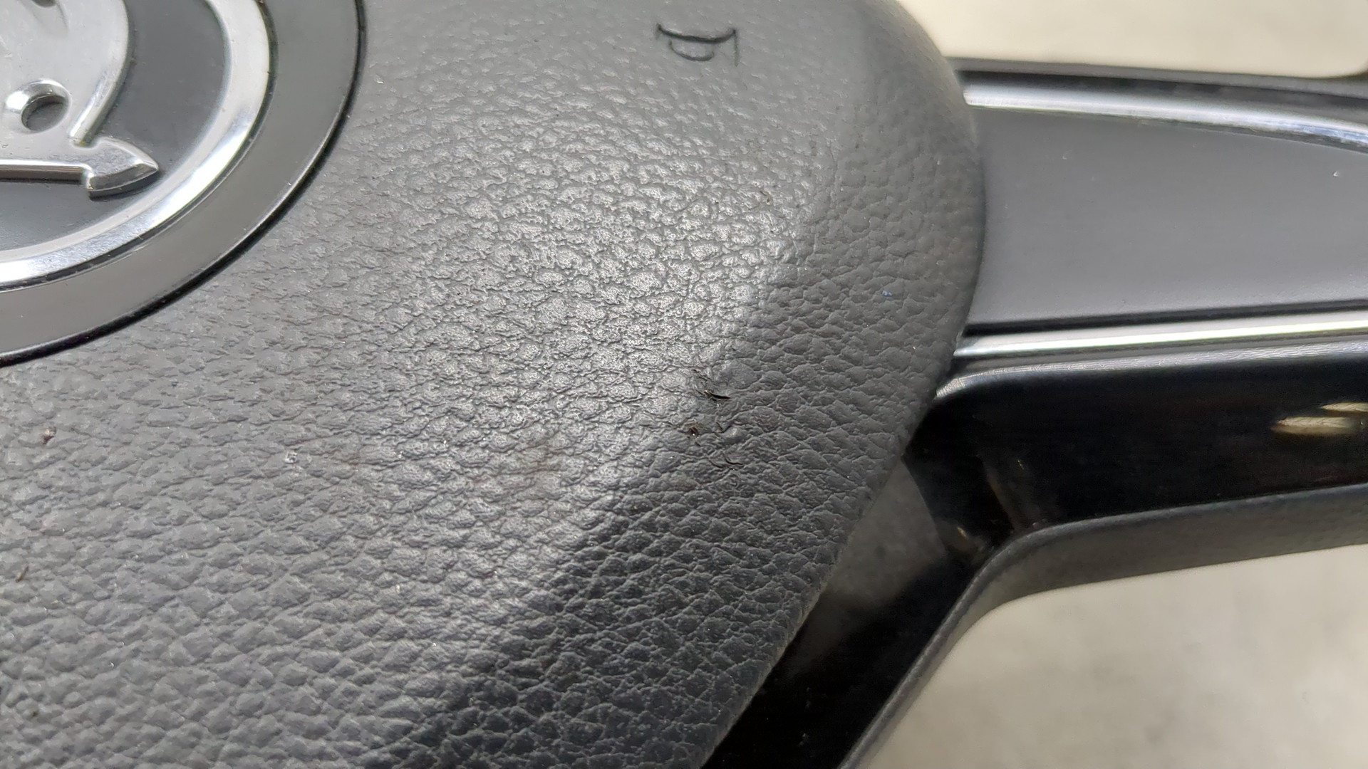 Рулевое колесо (руль)