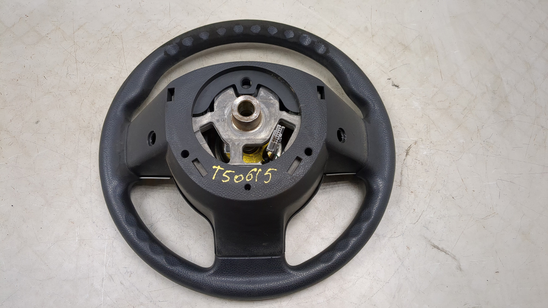 Рулевое колесо (руль)