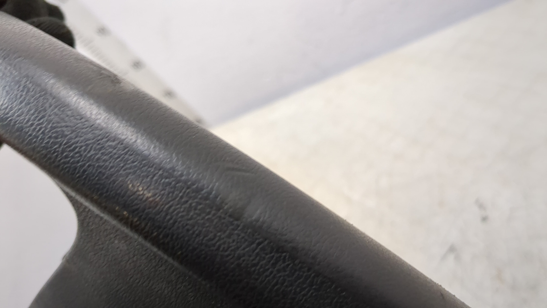 Рулевое колесо (руль)