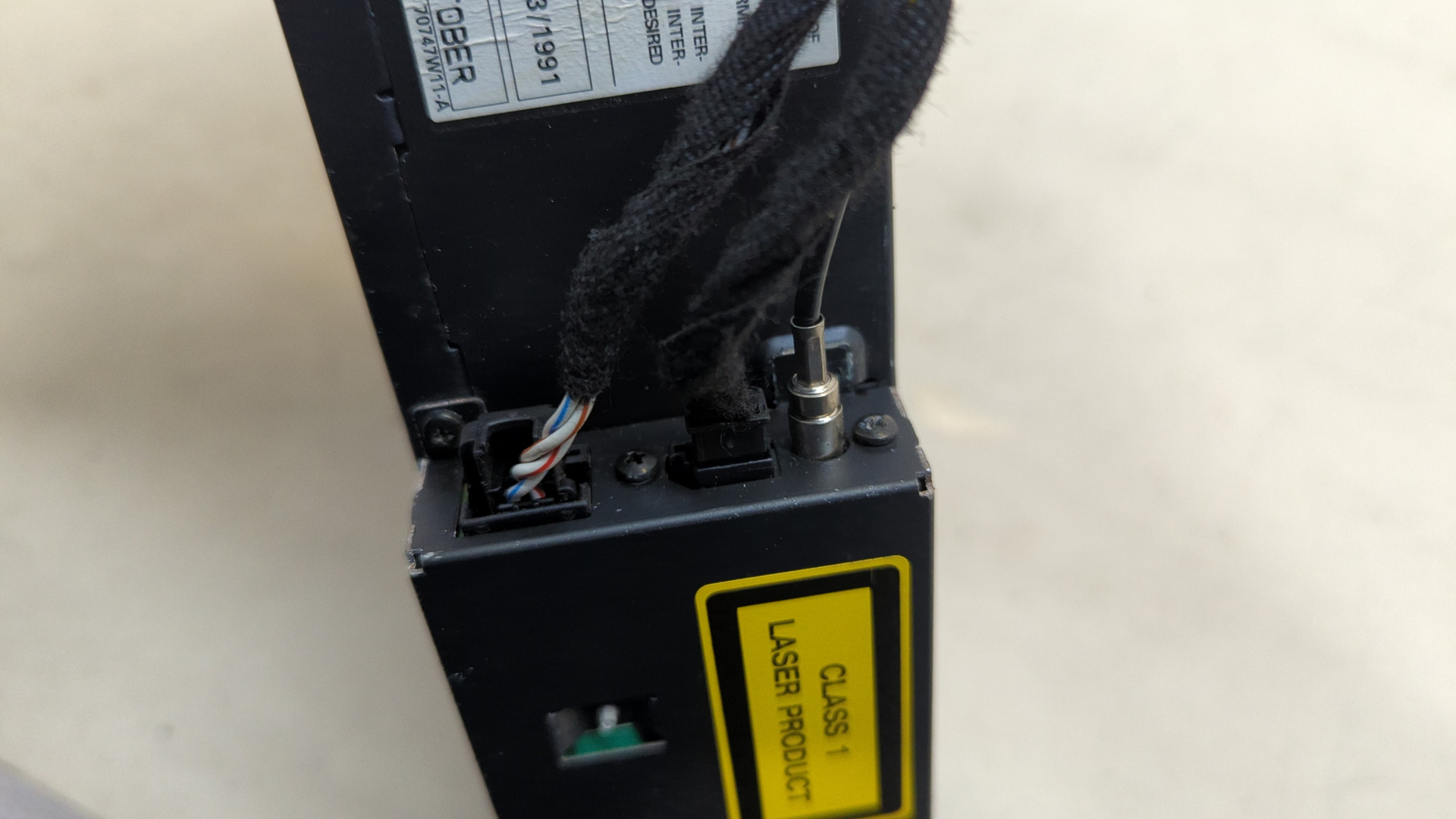 Проигрыватель CD/DVD