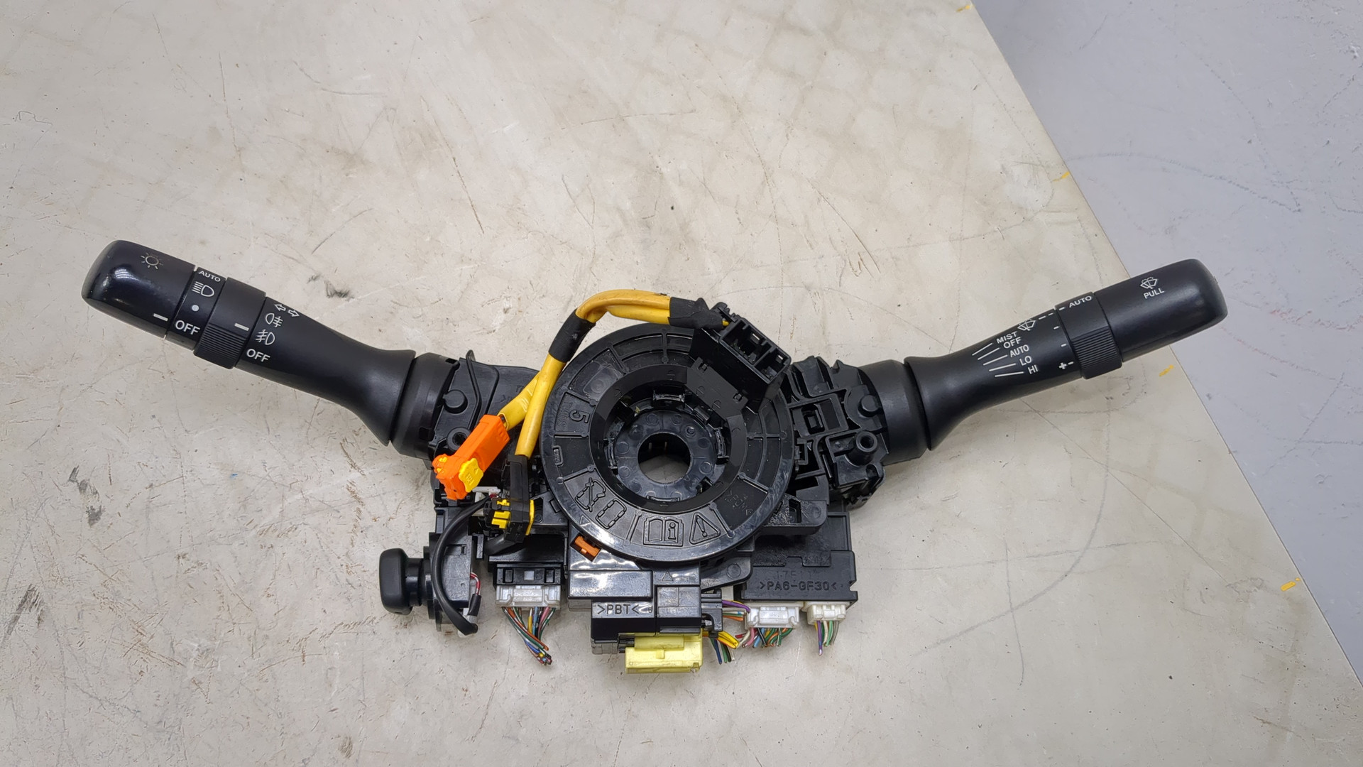 Переключатель подрулевой