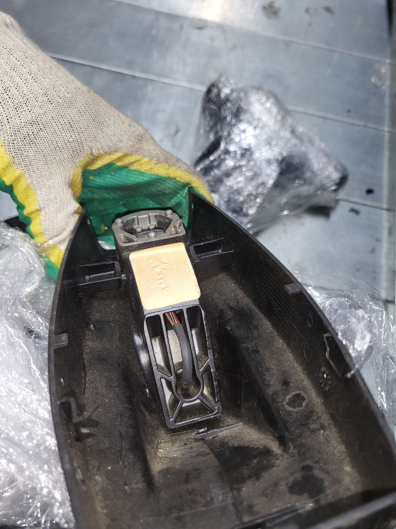 Зеркало заднего вида