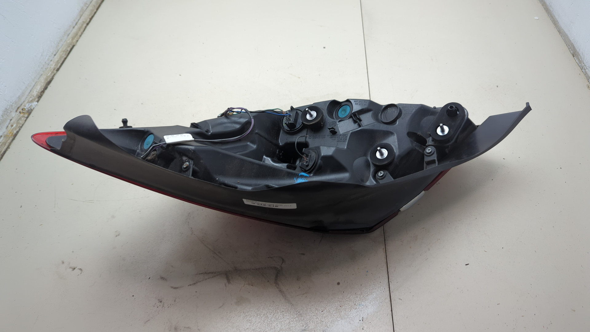 Фонарь задний левый