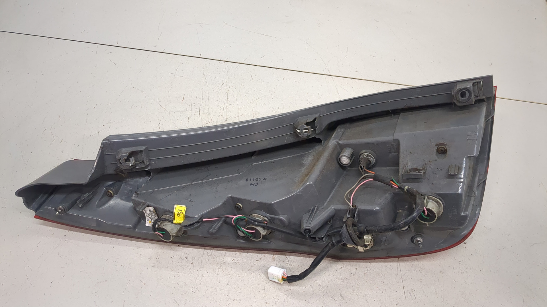 Фонарь задний правый