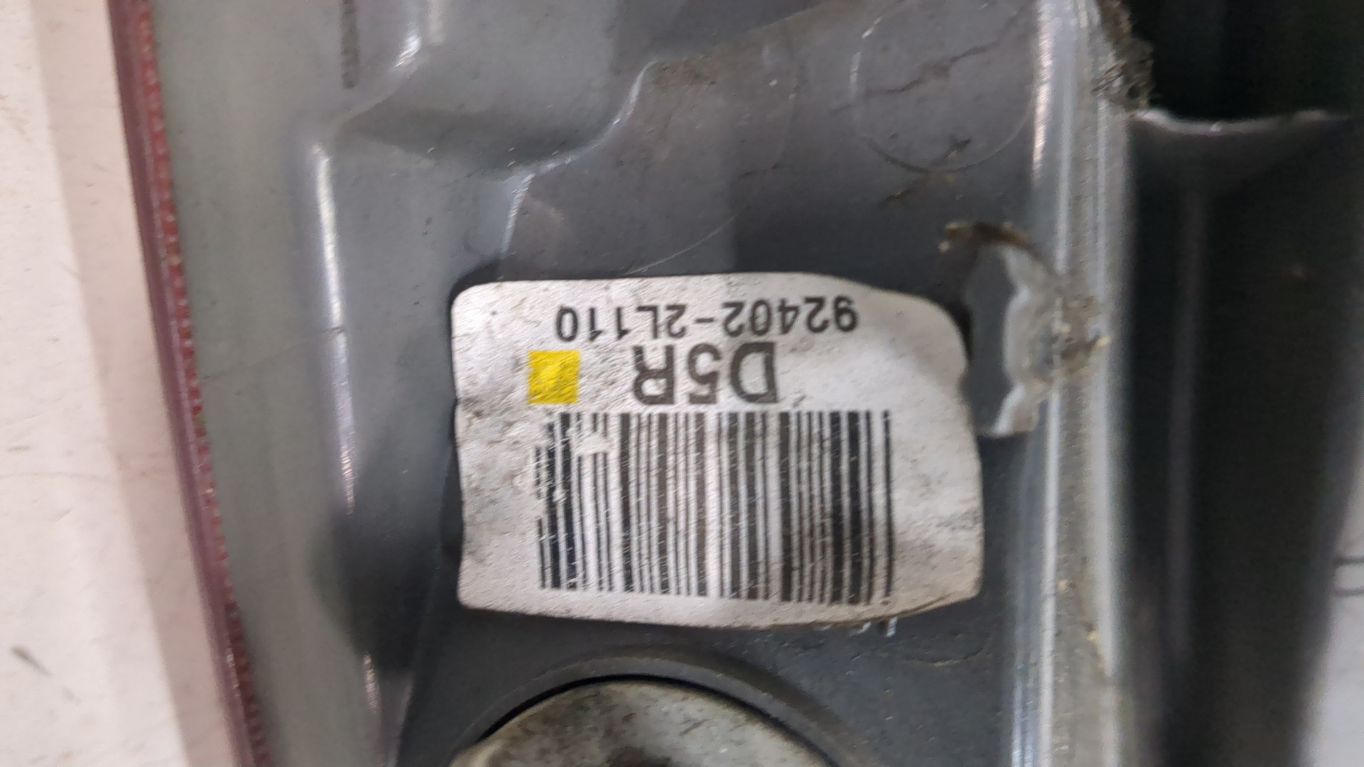 Фонарь задний правый