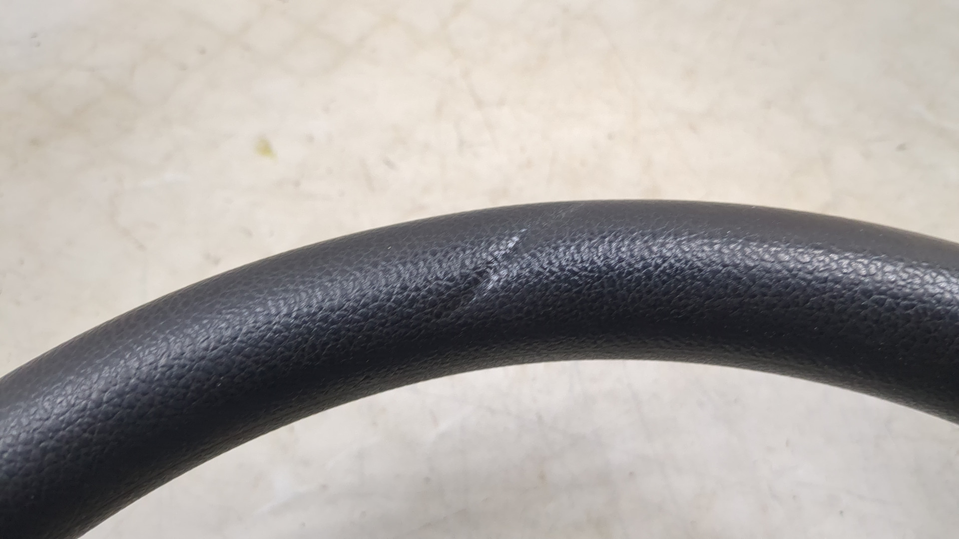 Рулевое колесо (руль)