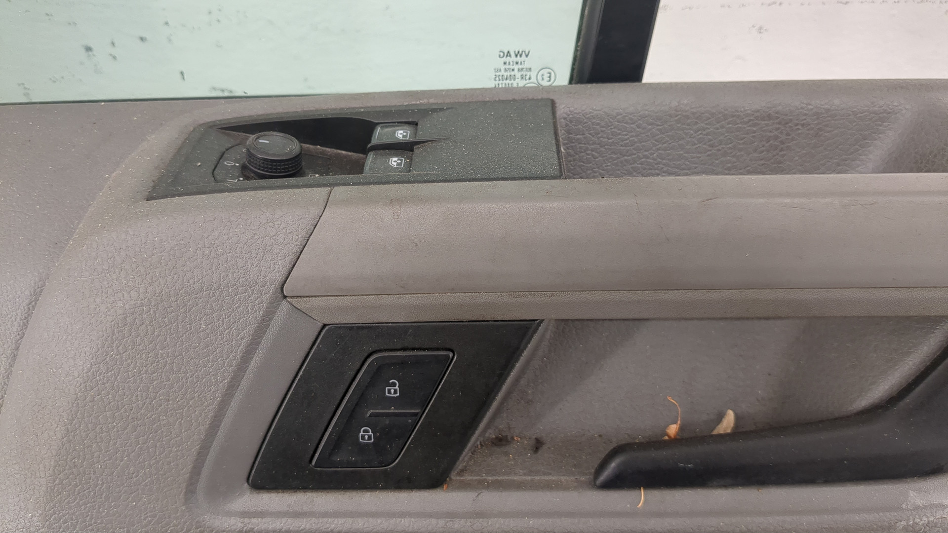 Дверь передняя правая