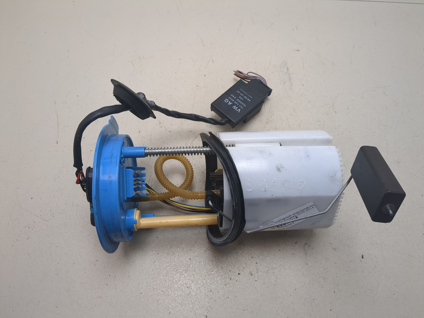 Насос топливный электрический