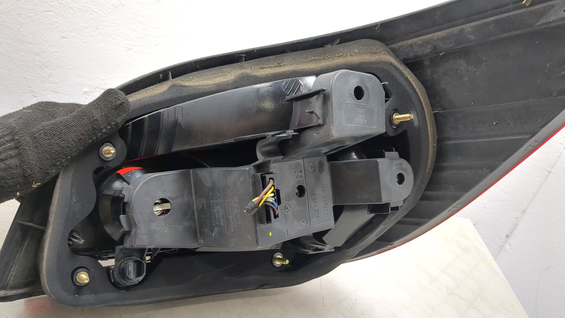 Фонарь задний левый