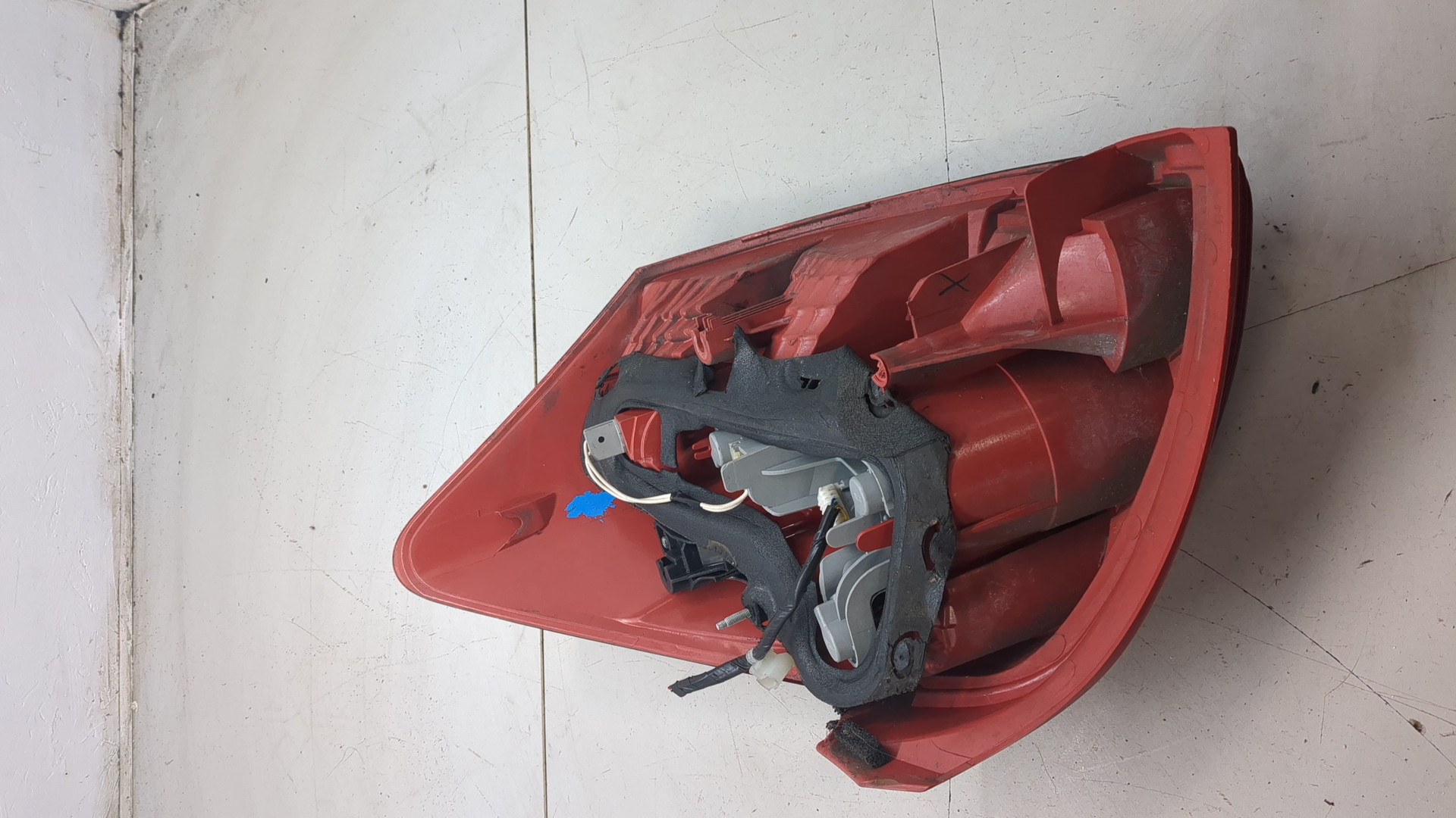 Фонарь задний правый