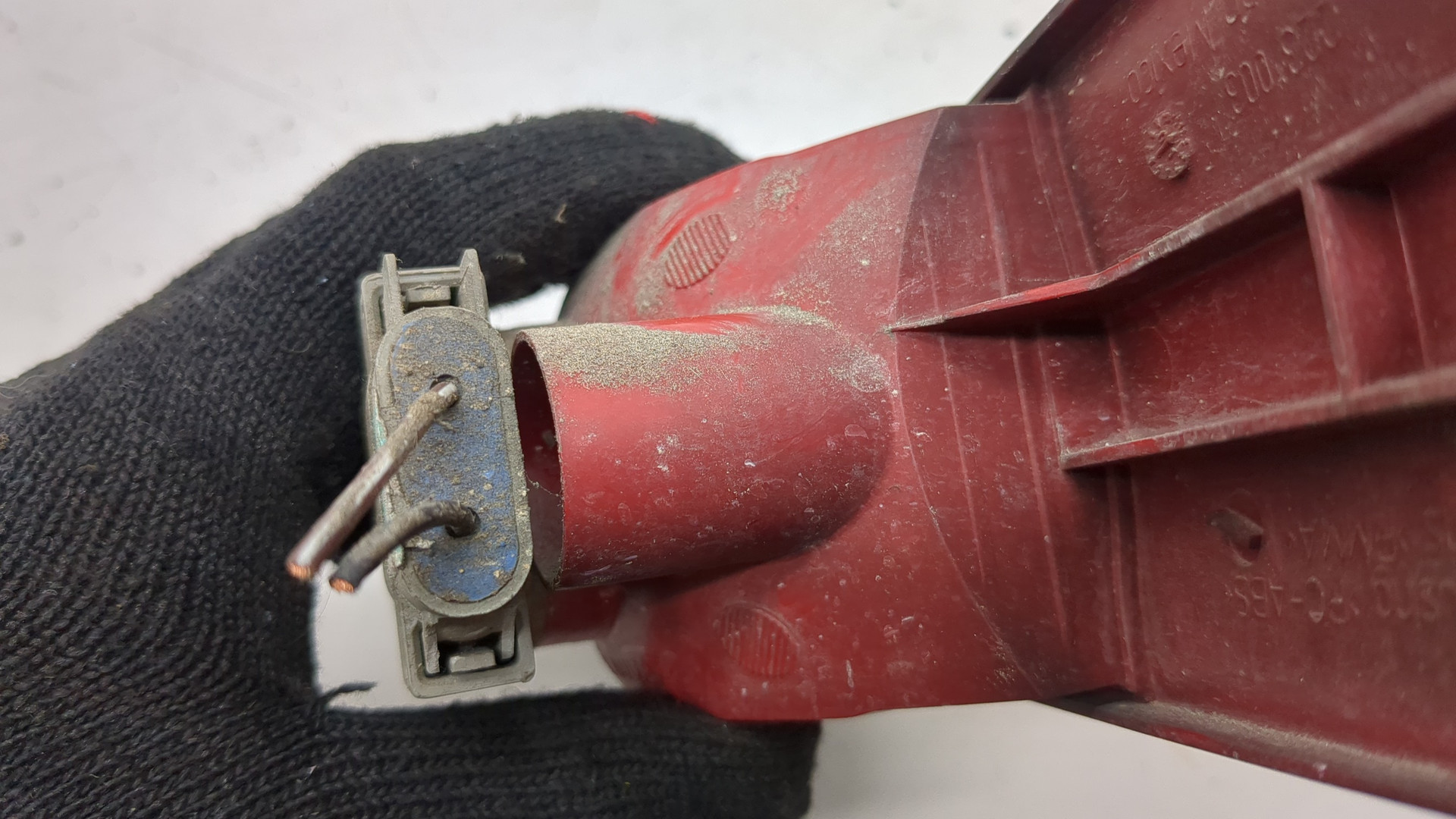 Фара противотуманная левая