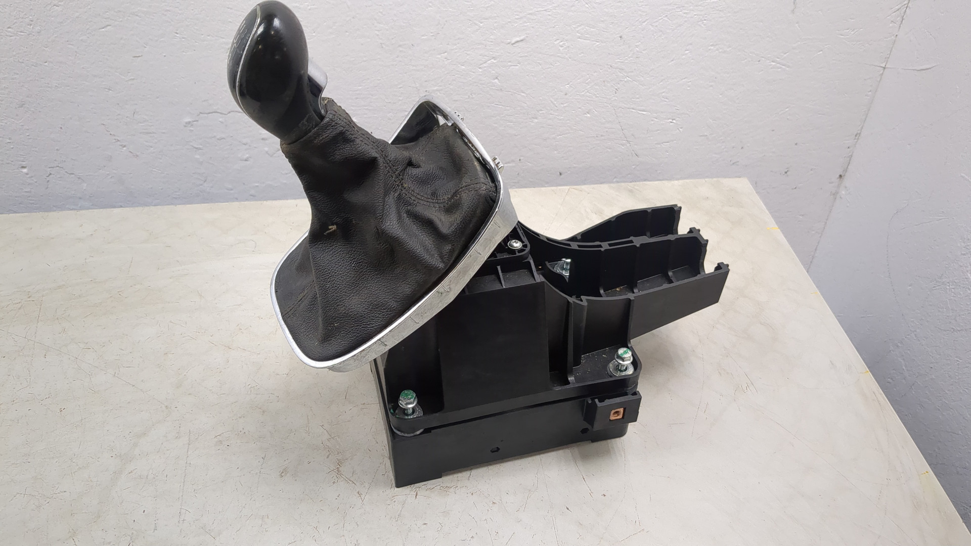 Кулиса МКПП / АКПП