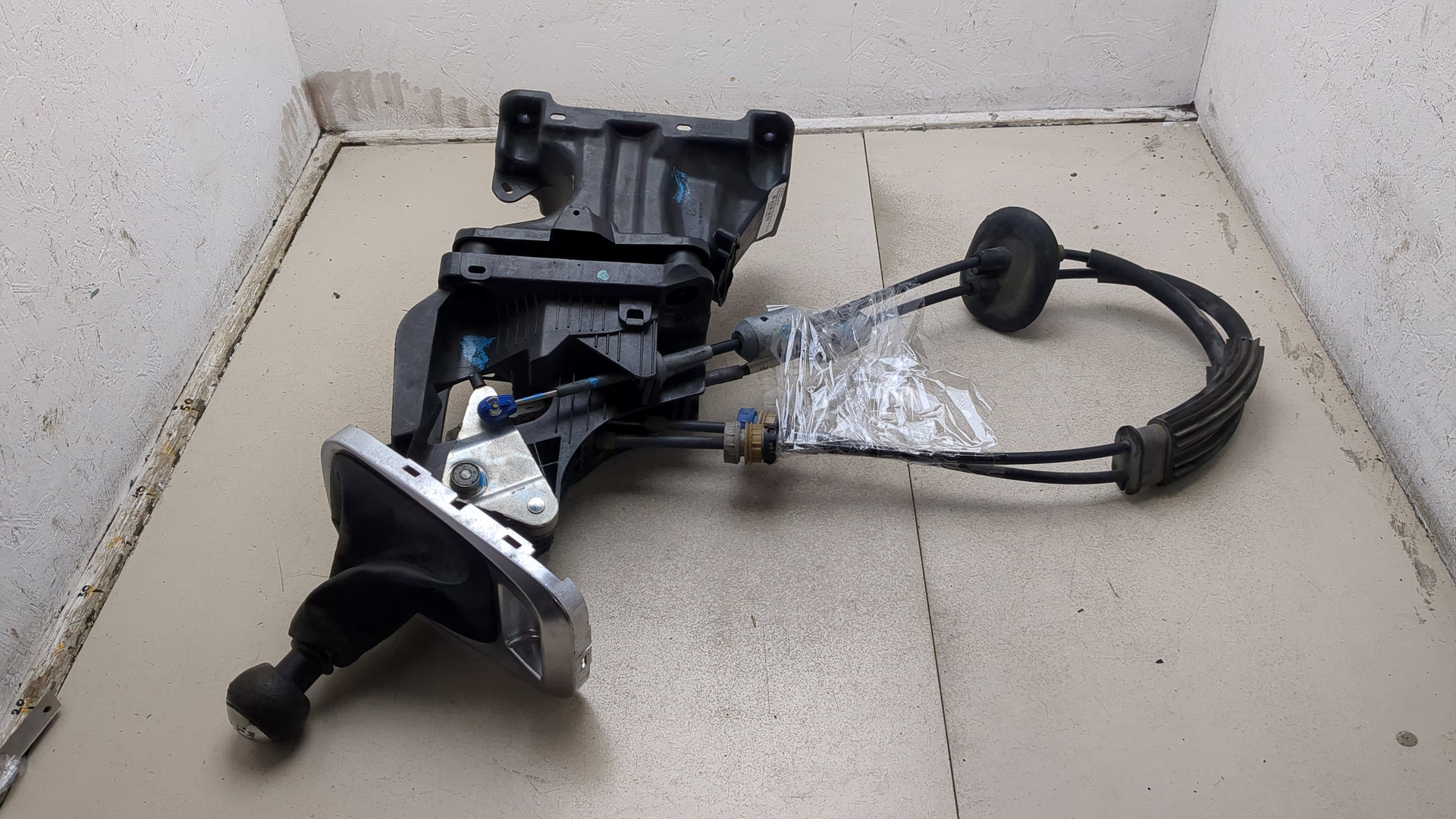 Кулиса МКПП / АКПП