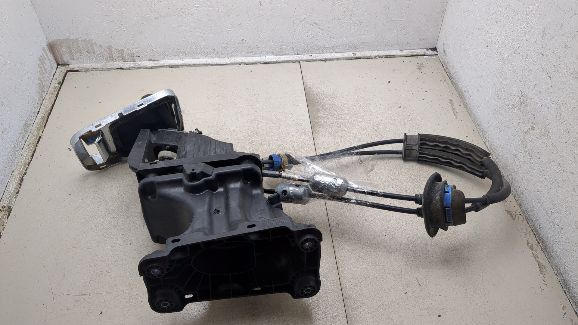 Кулиса МКПП / АКПП