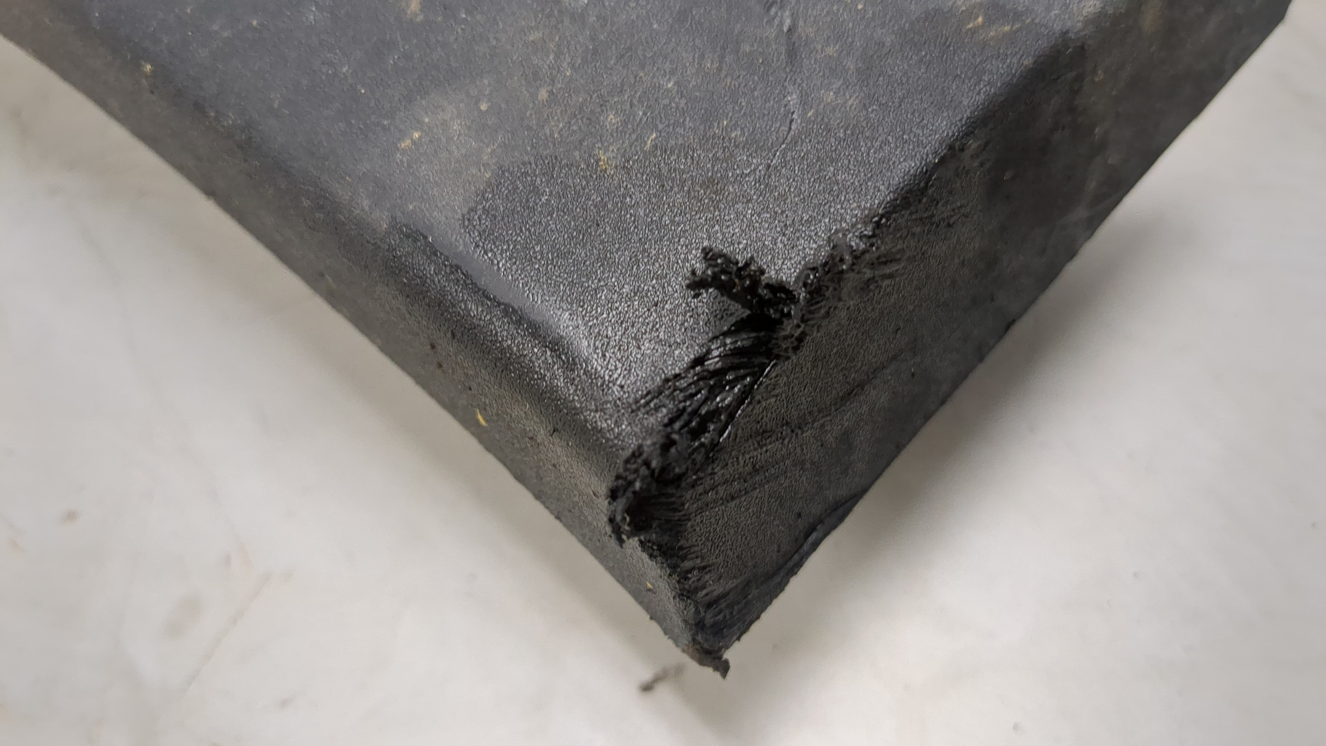 Накладка переднего крыла левого