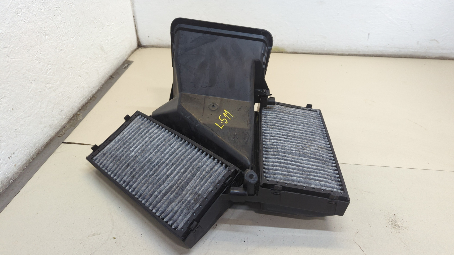 Корпус салонного фильтра