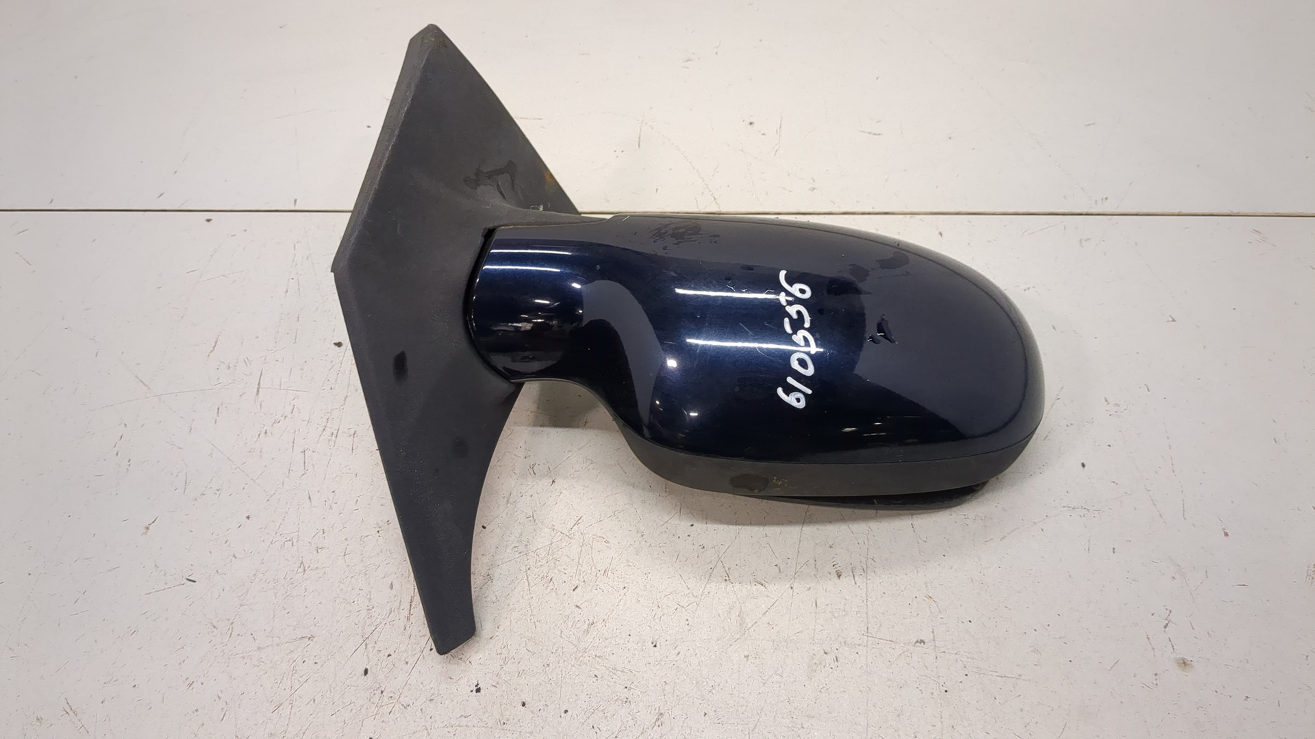 Зеркало правое электрическое