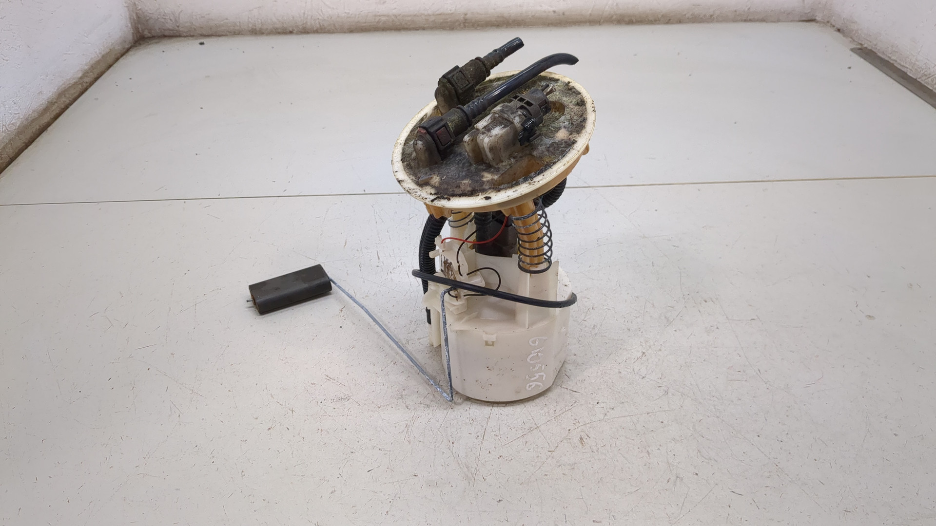 Насос топливный электрический