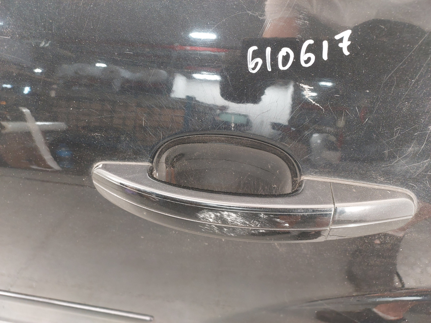 Дверь задняя левая