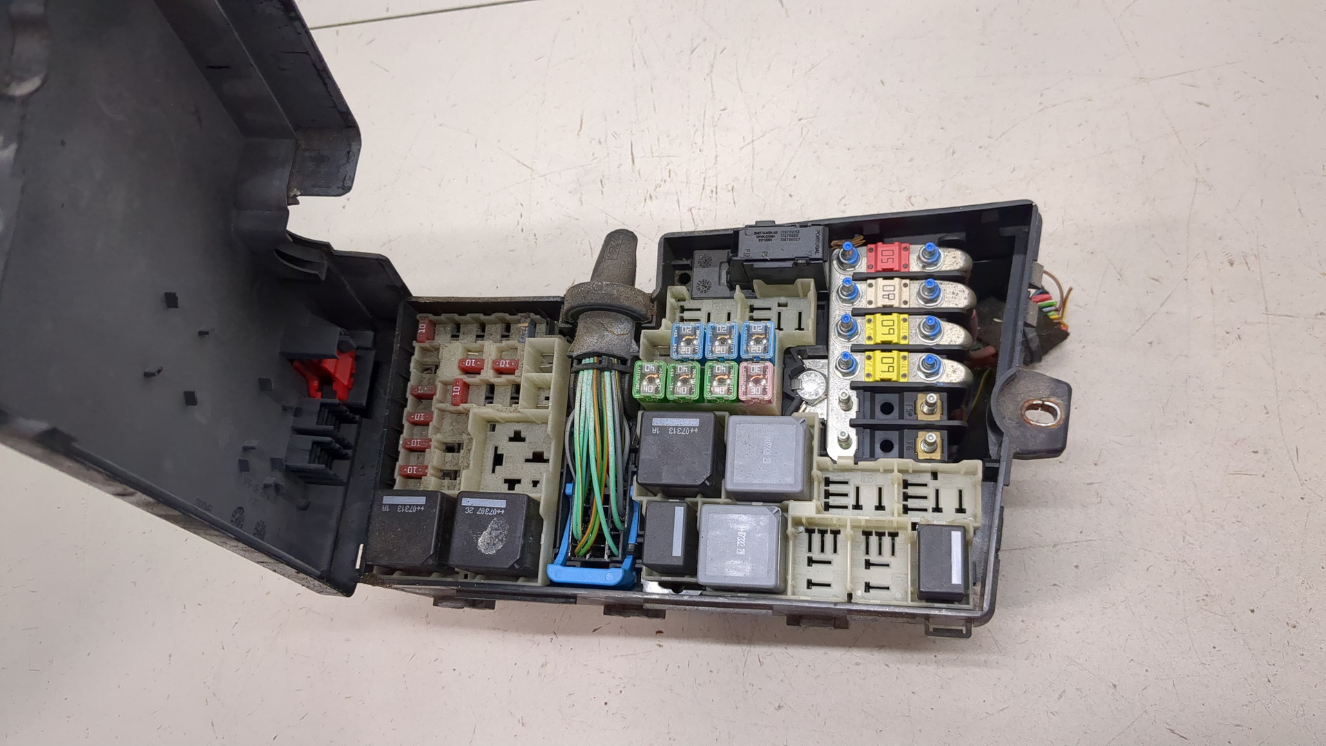 Блок предохранителей