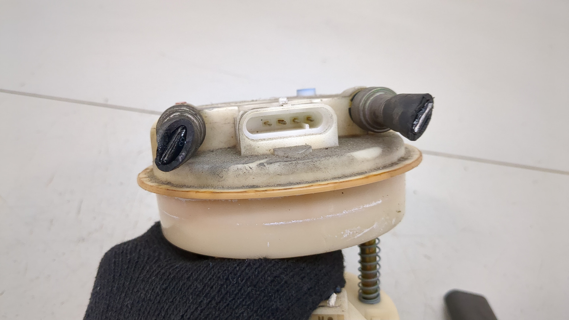 Насос топливный электрический