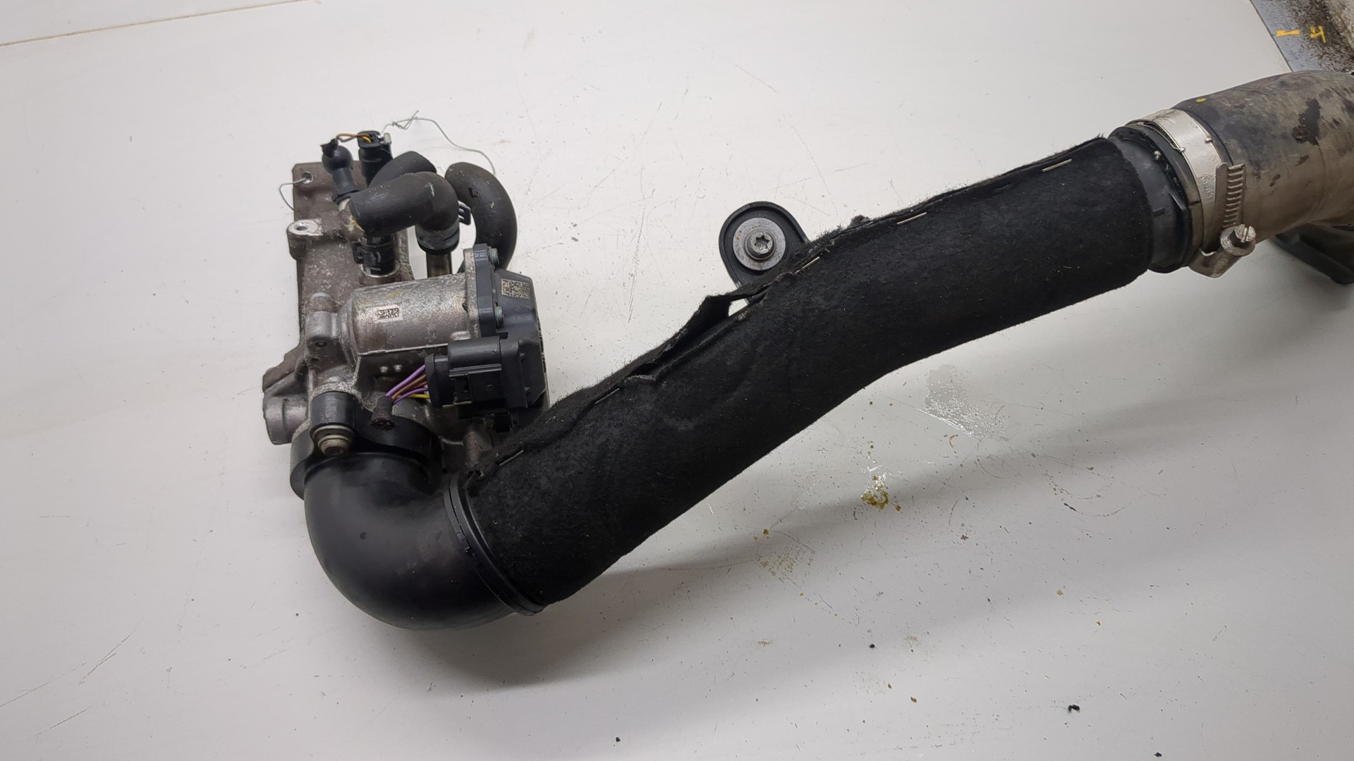 Заслонка дроссельная электрическая