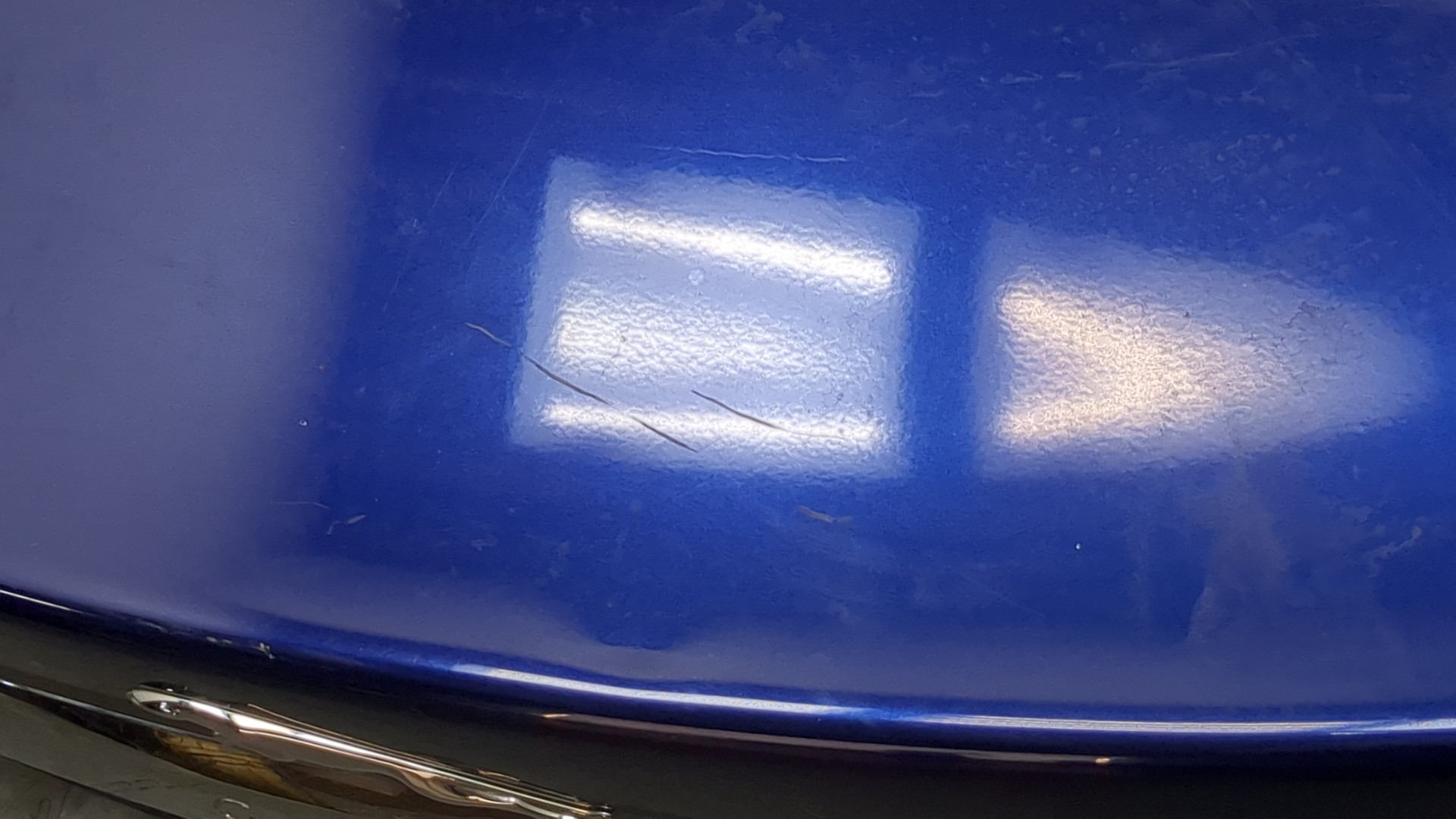 Дверь багажника