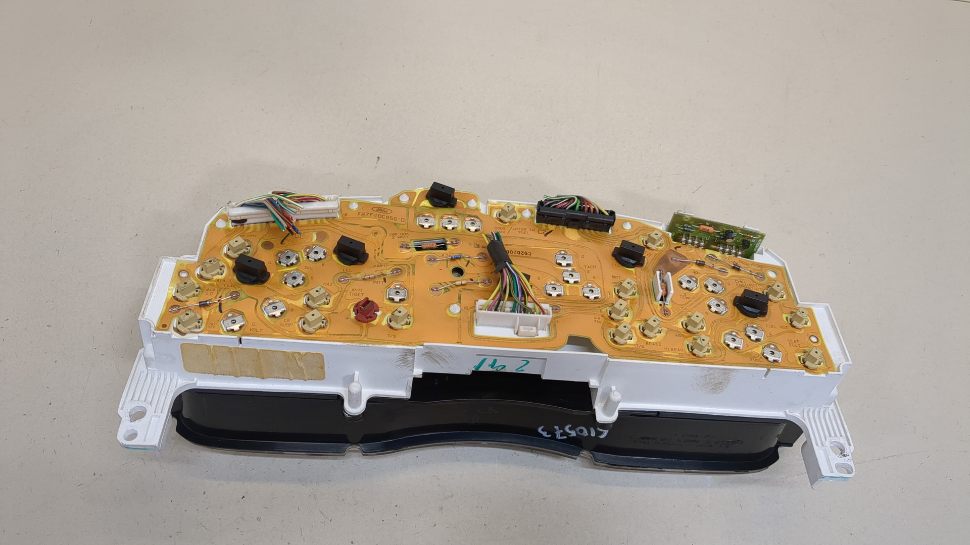 Панель приборов