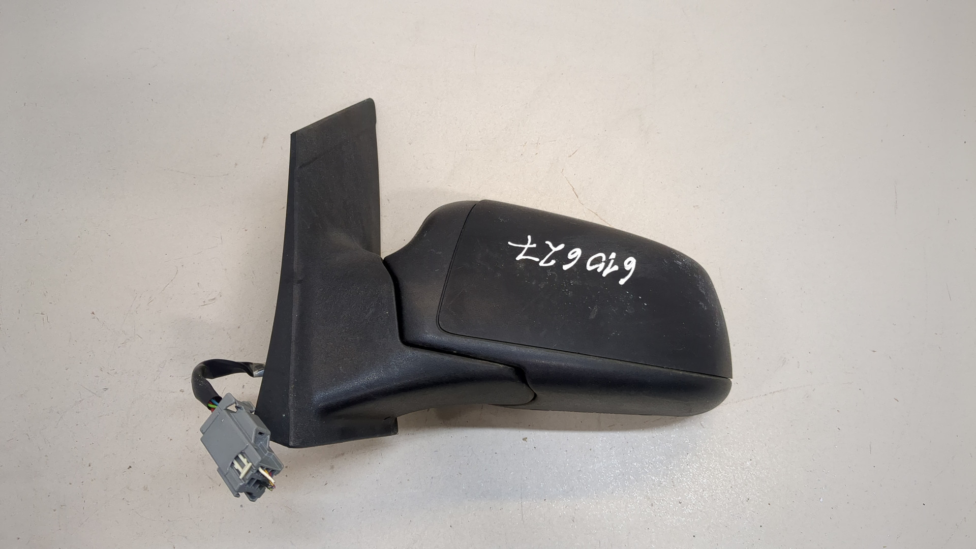 Зеркало левое электрическое