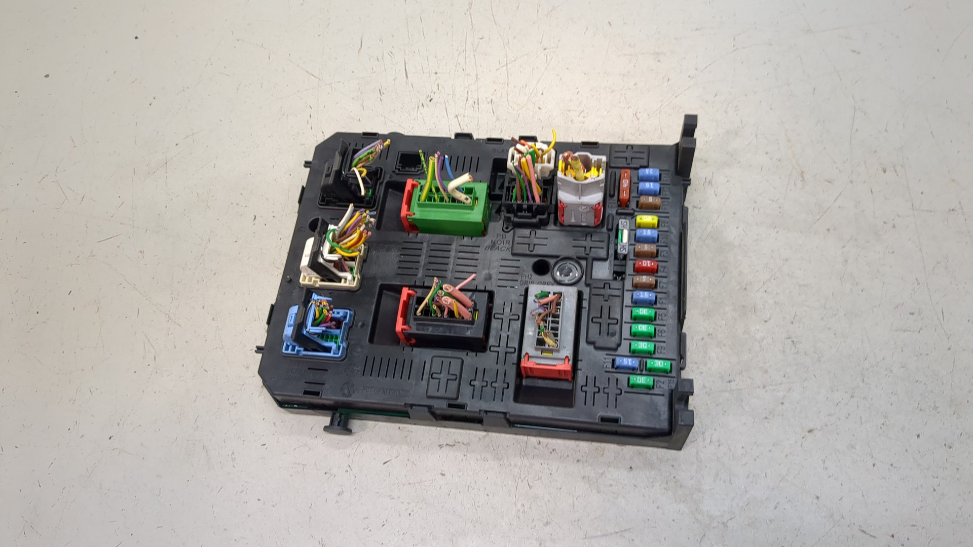 Блок предохранителей