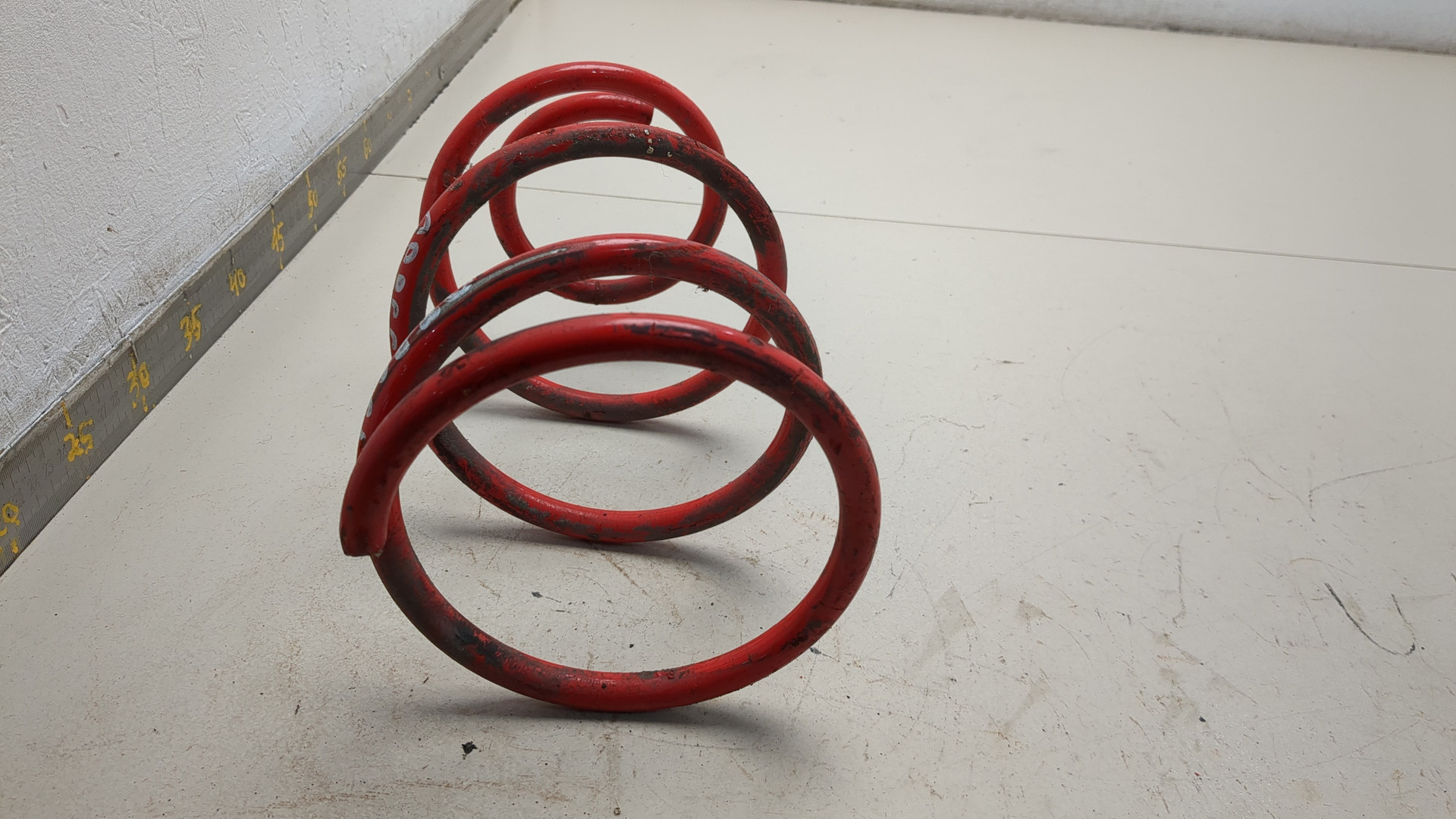 Пружина передняя