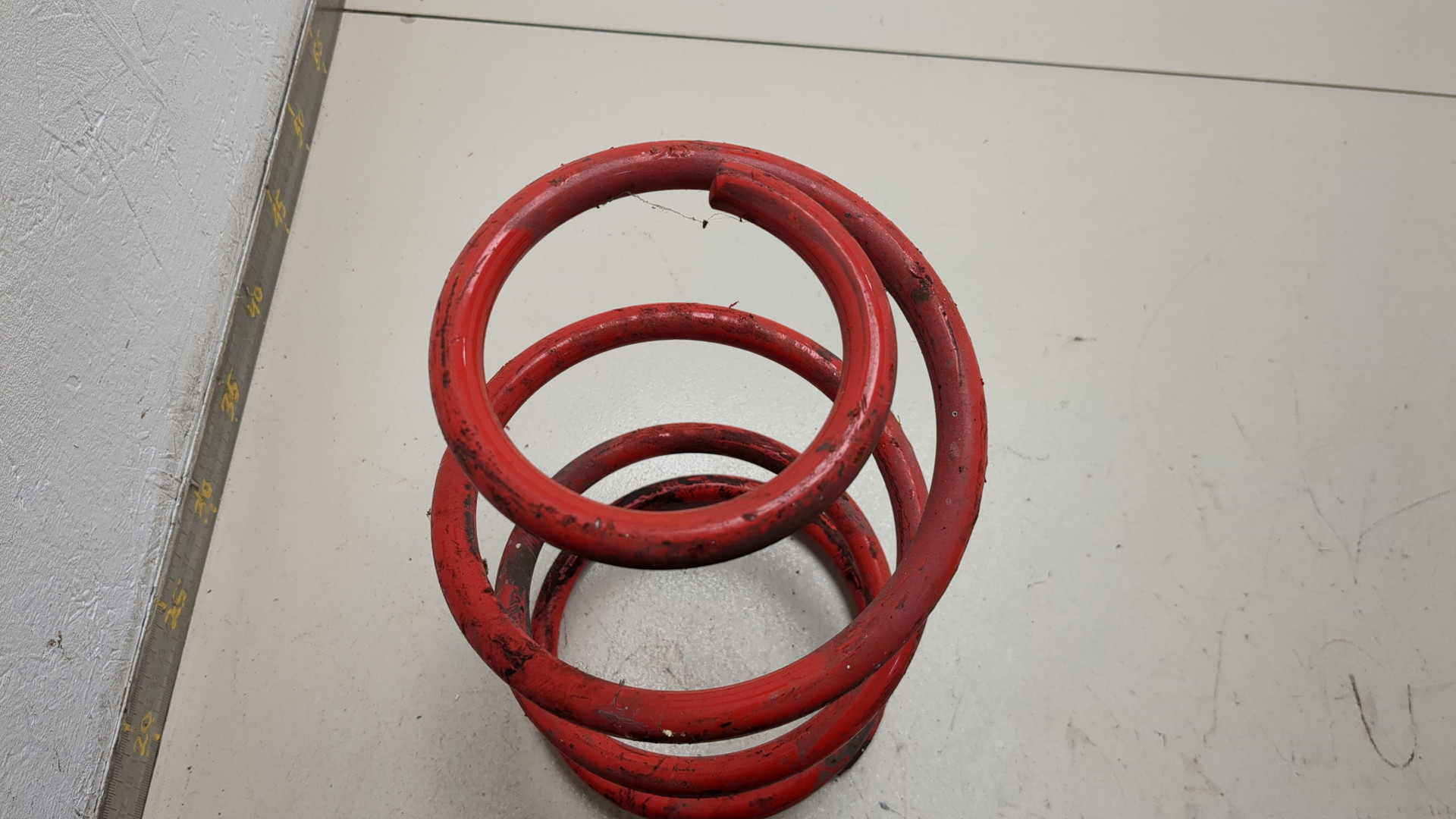 Пружина передняя