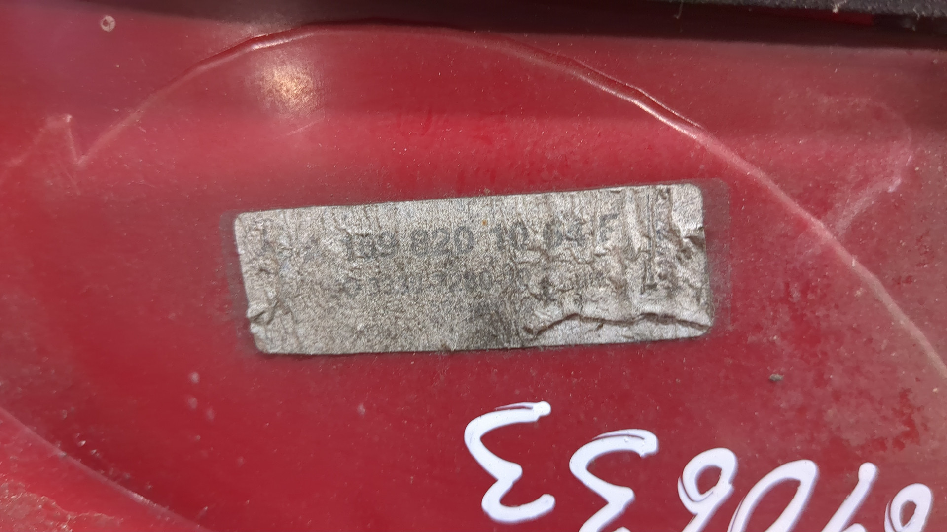 Фонарь задний правый