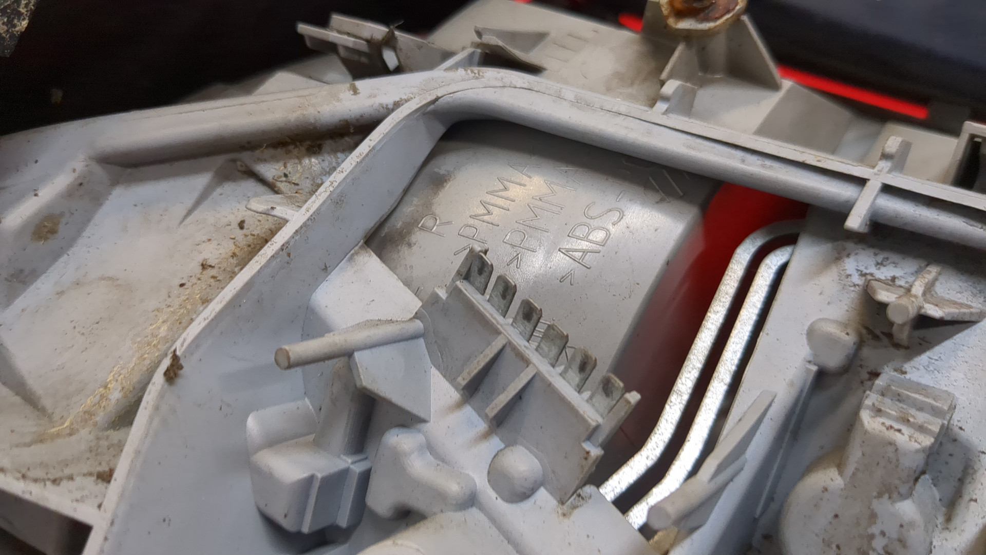 Фонарь задний правый