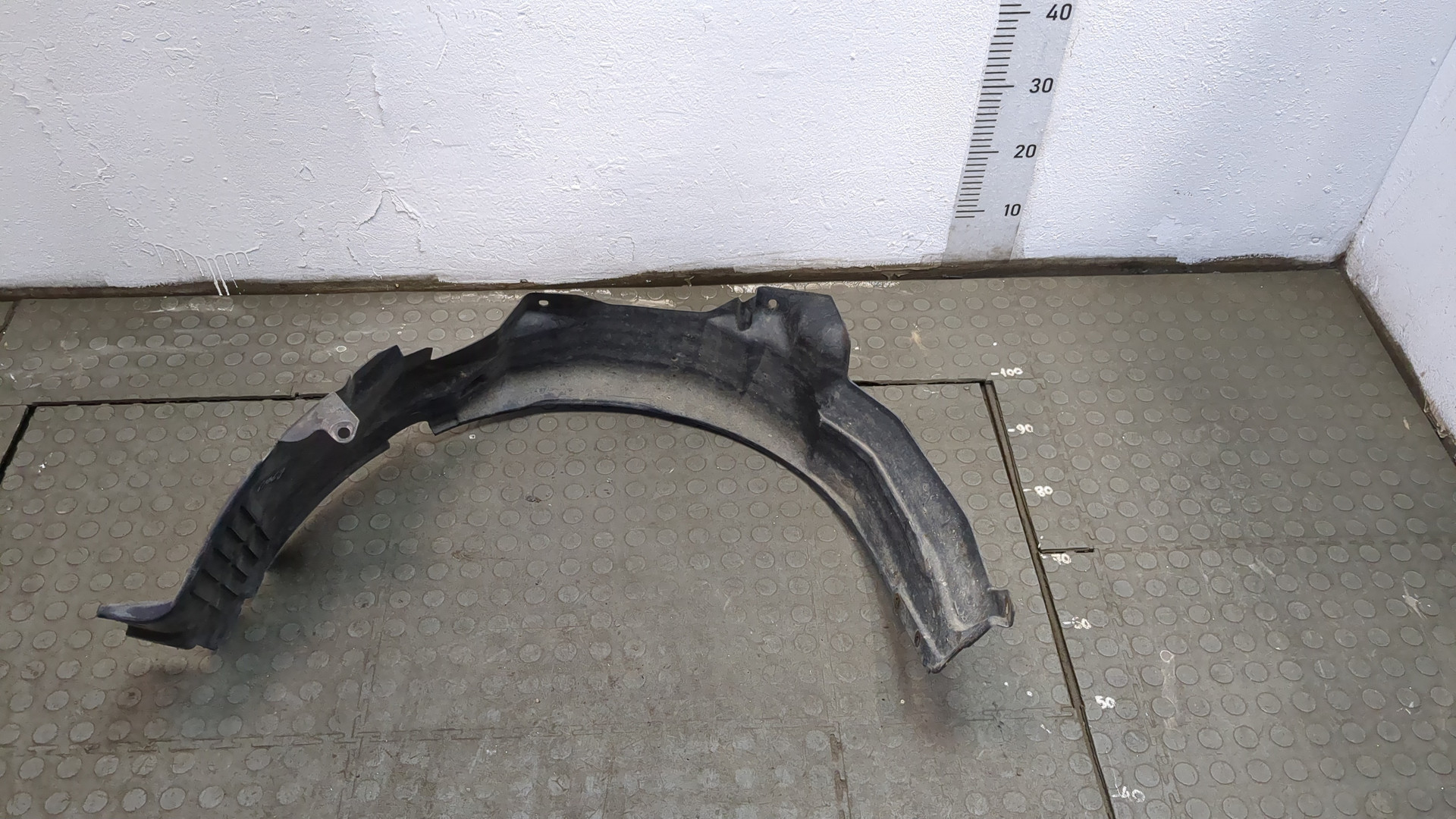 Локер передний правый