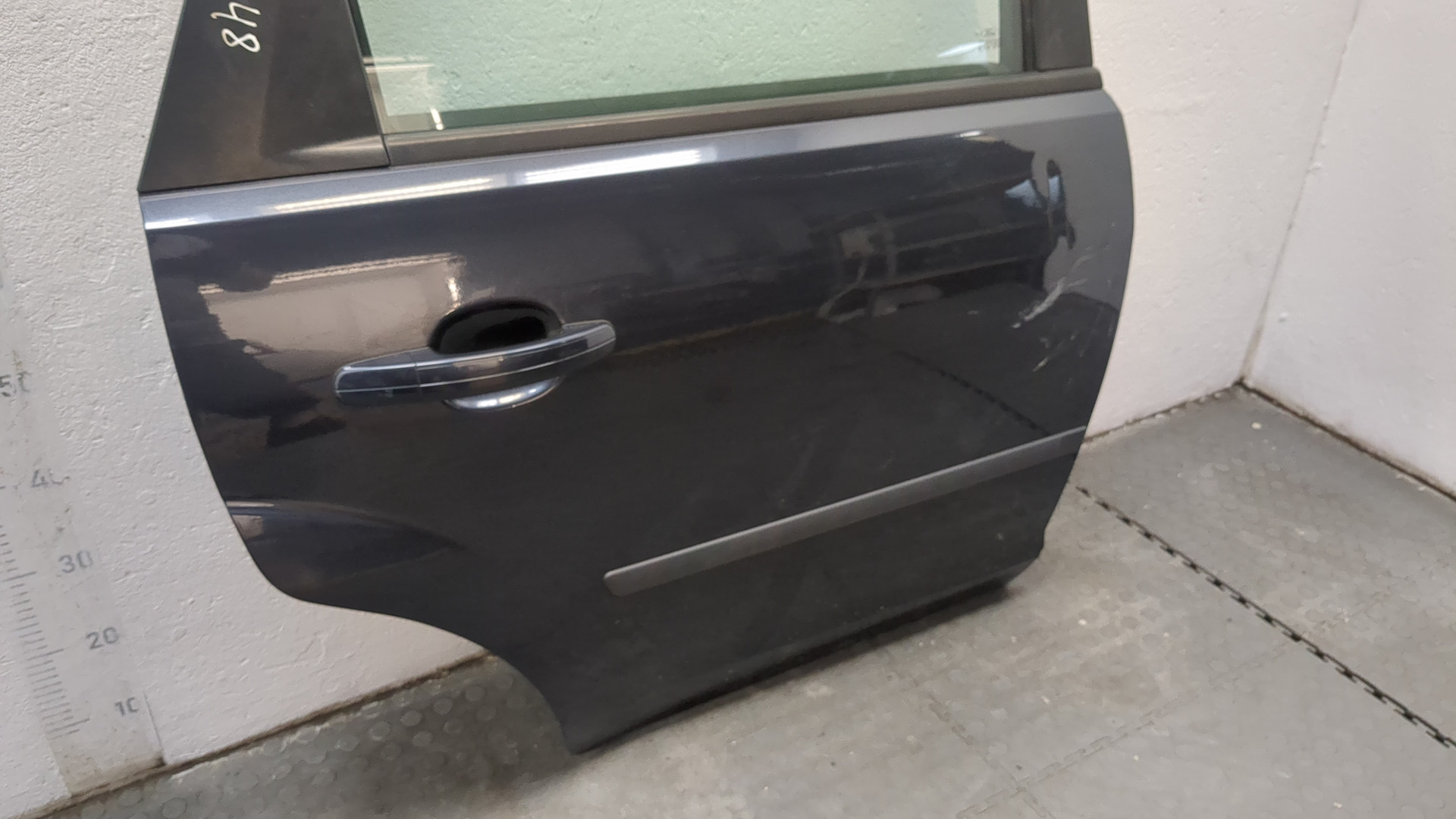 Дверь задняя правая