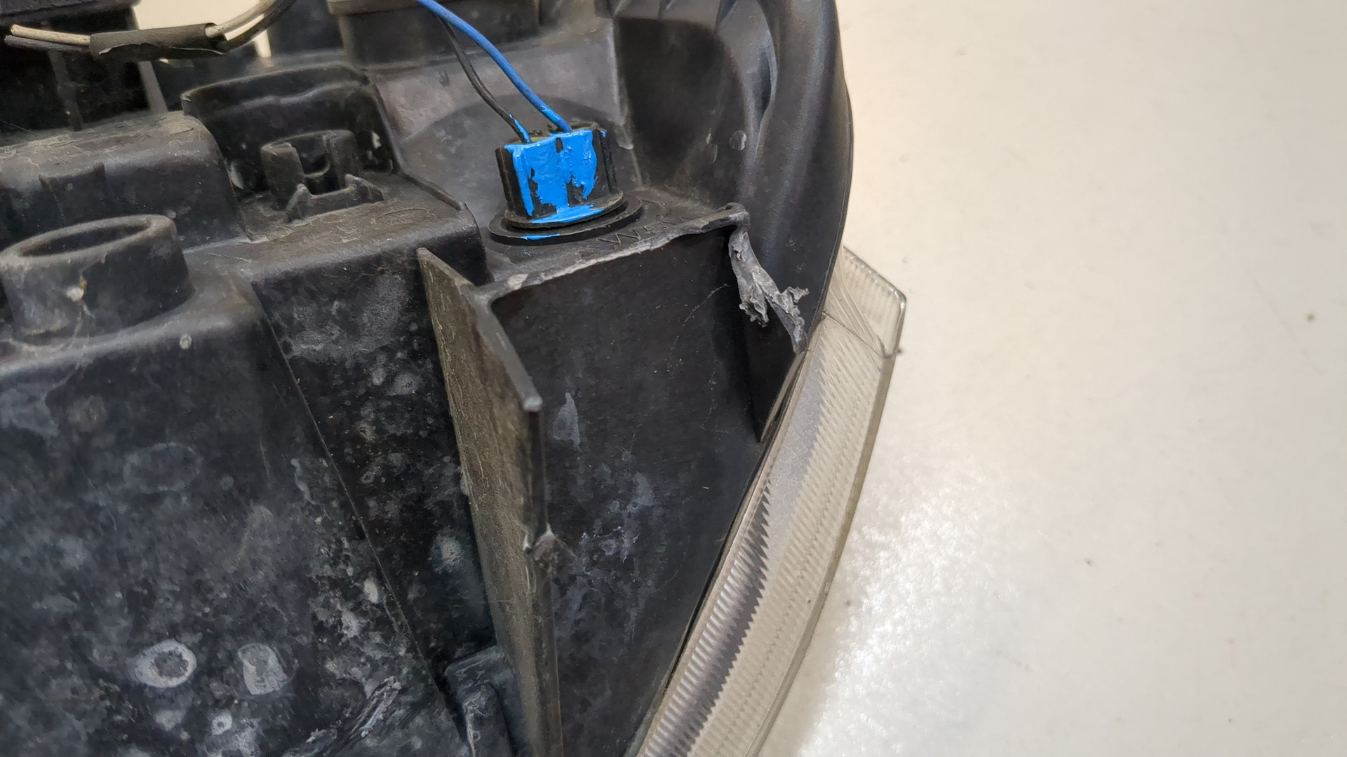 Фара правая