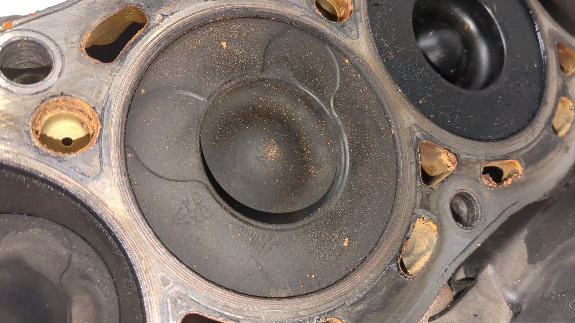 Блок двигателя