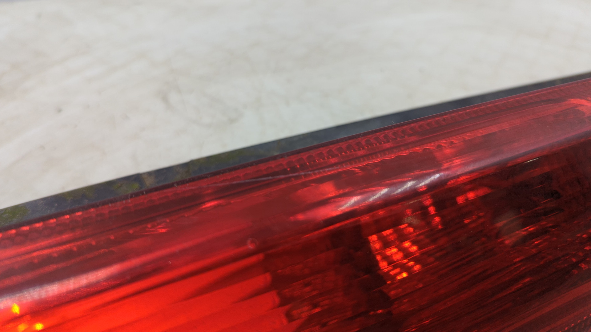 Фонарь задний правый