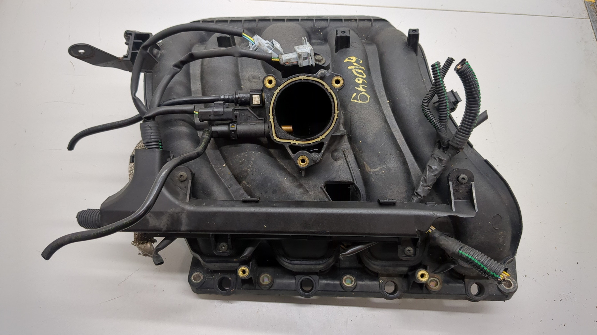 Коллектор впускной