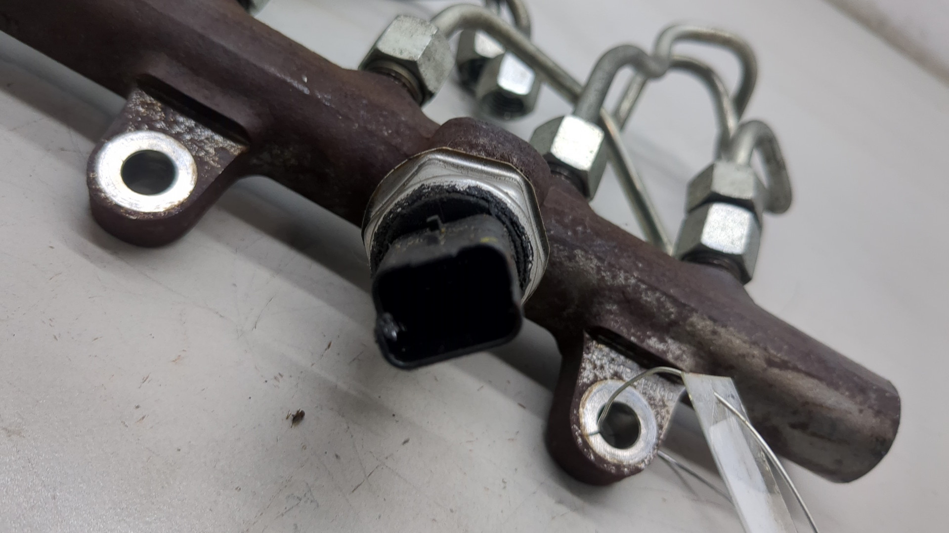 Рейка топливная (рампа)