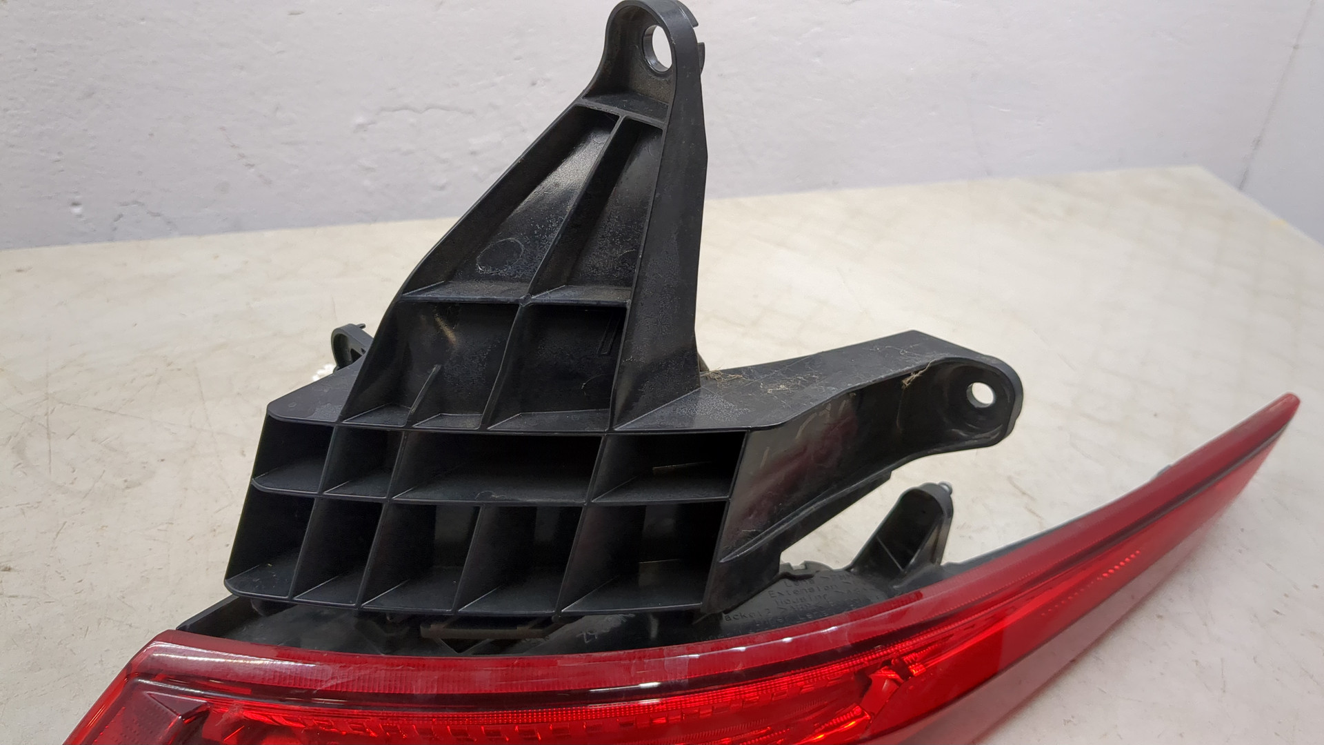 Фонарь задний левый