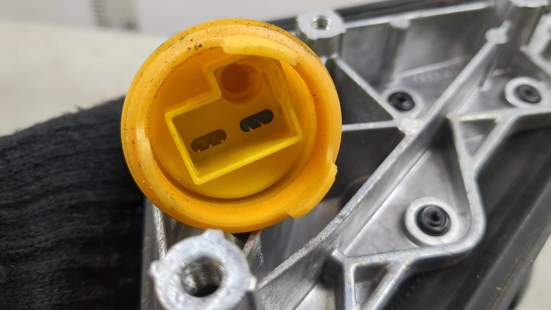 Зеркало левое электрическое