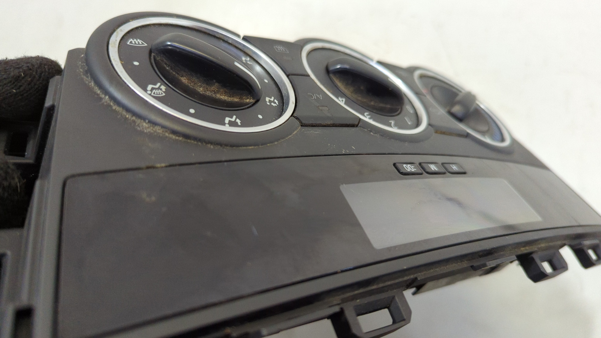 Переключатель отопителя