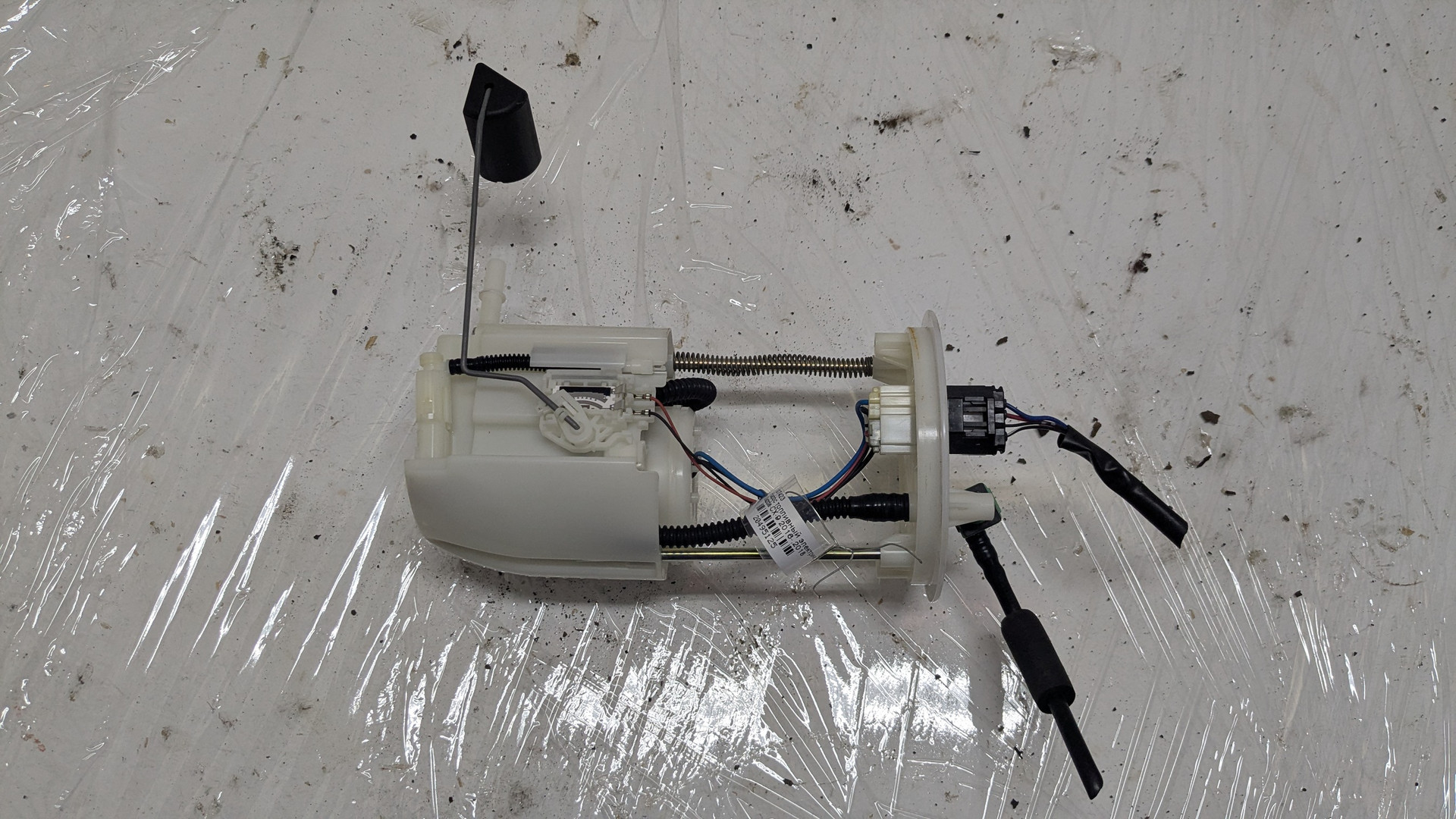 Насос топливный электрический