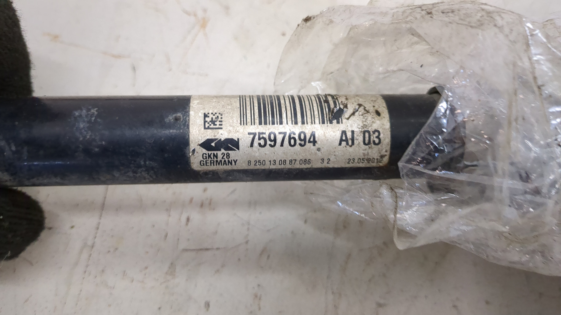 Полуось передняя правая