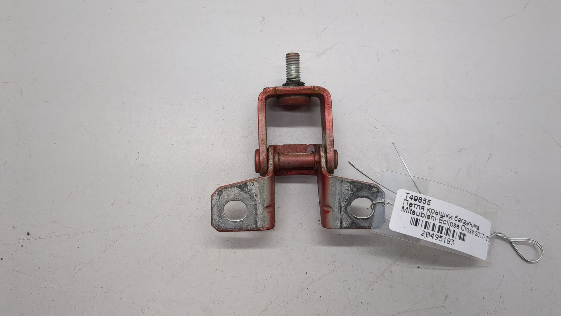 Петля крышки багажника