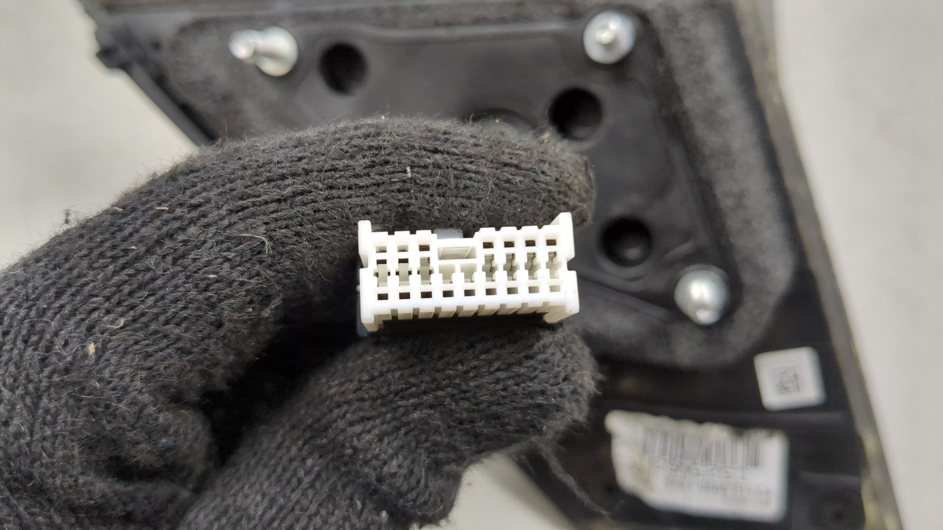 Зеркало правое электрическое